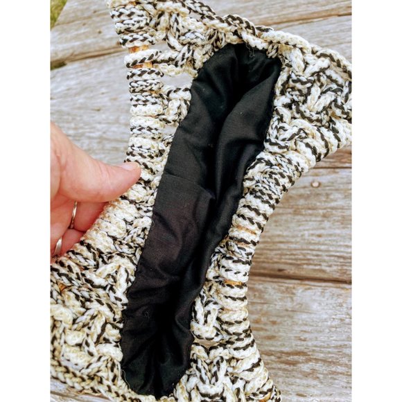 Vintage 1970s Macrame' Purse Bamboo handle Hippy Boho - Picture 2 of 10